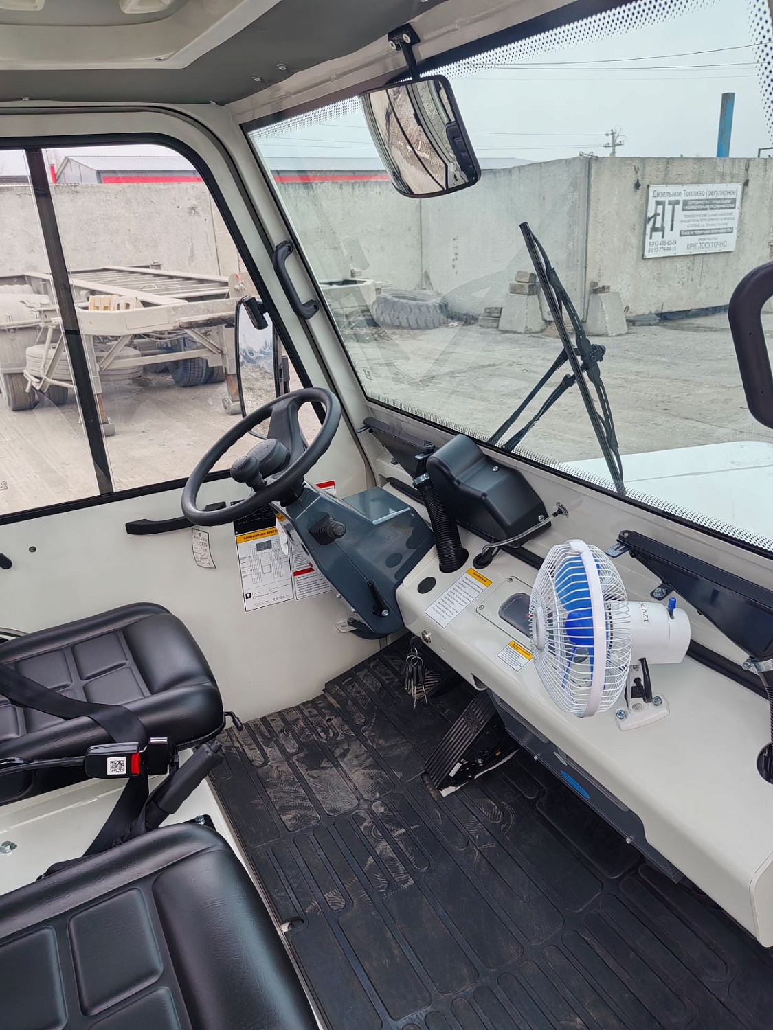 СИБКАР поставил для S7 два новых тягача AURORA FORKLIFT QYСD30 с двигателями Cummins