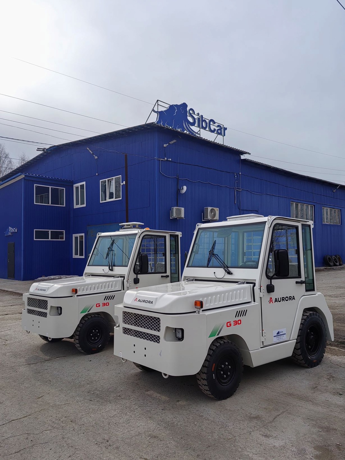 СИБКАР поставил для S7 два новых тягача AURORA FORKLIFT QYСD30 с двигателями Cummins